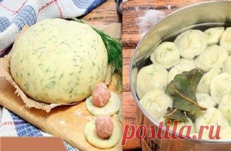 Этот рецепт мне дала одна женщина, которая много лет прожила на Алтае, и с тех пор я делаю тесто для пельменей и вареников 
только так — на кефире. Замечательный рецепт, тесто мягкое, эластичное, замешивается быстро! Пельмени получаются очень нежными и вкусными. Изумительно свежий вкус готового блюда за счет того, что зелень добавляется не в фарш, а прямо в тесто. 

Ингредиенты: 
400 г муки 
200 мл кефира 
1 яйцо 
1 ч. л. соды 
400 г мясного фарша 
1 луковица 
4–5 зубчиков...