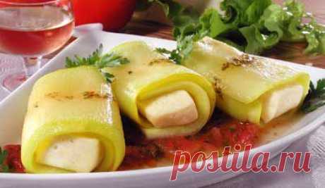 Рулетики с брынзой под соусом. - Рецепты - Доставка пиццы, обедов, суши, питьевой воды домой и в офис, банкет, кейтеринг, организация мероприятий в Петербурге