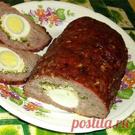 МЯСНОЙ РУЛЕТ С ЯЙЦОМ.