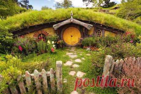 Хоббитон - место съемок фильмов «Властелин колец» и «Хоббит», Новая Зеландия.