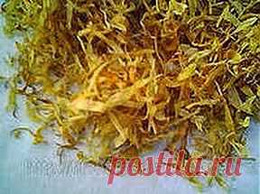 Ванна для носа | Друг пенсионера
Я хочу посоветовать читателям, как легко и быстро можно избавиться от назойливого насморка. Не надо тра­тить деньги на дорогие капли. Все очень просто. Приготовьте настой из высушенных лепестков календулы.