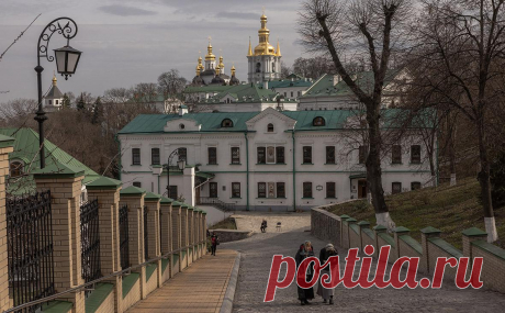 ПЦУ призвала власти Украины передать ей здания Киево-Печерской лавры. Синод Православной церкви Украины (ПЦУ, Московский патриархат считает ее раскольнической), попросил украинские власти передать в ее ведение помещения на территории Киево-Печерской лавры.