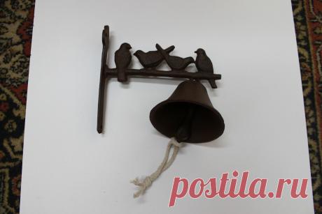 Колокольчики металлические чугунные кованые коричневые, белые, цветные в стиле Прованс и Кантри для дизайна интерьера квартиры, дома, дачи, сада, комнаты, гостиной, кухни и столовой можно недорого купить в интернет магазине Уголок Прованса в Москве