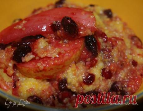 Кукурузная каша с изюмом, грушей, клюквой, медом и изюмом Кукурузная каша с изюмом, грушей, клюквой, медом и изюмом: рецепт