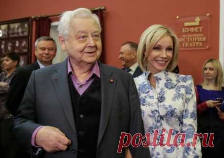 Уход Табакова из семьи стал настоящим ударом для его детей от первого брака, хотя они уже были взрослыми.