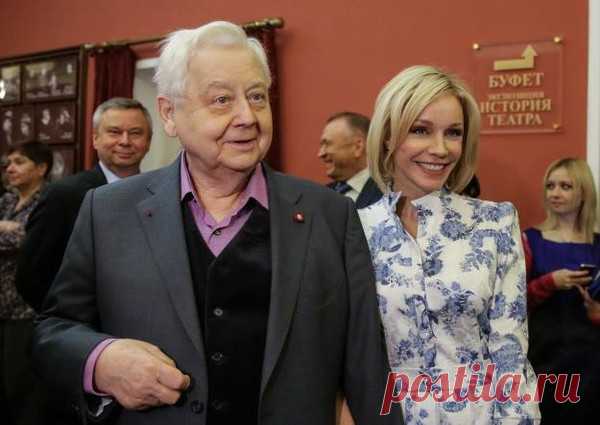 Уход Табакова из семьи стал настоящим ударом для его детей от первого брака, хотя они уже были взрослыми.