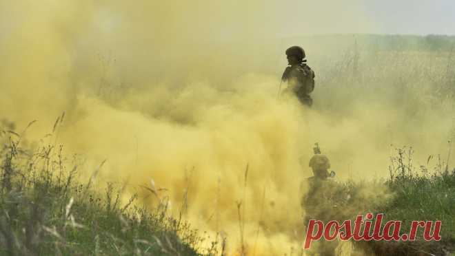Громкие звуки в Ейске объяснили военными учениями. Раскатистые звуки и сполохи в небе над городом Ейск Краснодарского края связаны с проведением военных учений с применением беспилотников. Об этом сообщается в Telegram-канале краевого оперативного штаба. Согласно информации единой ...