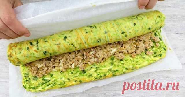 Обалденный кабачковый рулет с изобилием куриного фарша: проще и вкуснее оладий. И гарнир и второе в одном блюде. — Домашняя кулинария