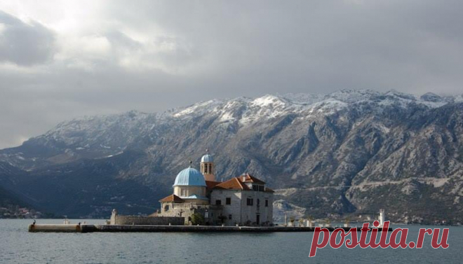 (2) Montenegro Tourist Guide - Fotografije