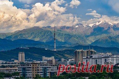 Россиянка побывала в Казахстане и назвала удивляющие черты казахов. Российская путешественница побывала в столице Казахстана, Астане, и раскрыла удивляющие национальные черты местных жителей. По словам путешественницы, ей сразу бросилась в глаза «простота» казахов. Во время поездки она жила в элитном жилом комплексе и часто видела жителей дома, спускающихся в магазин в пижаме.