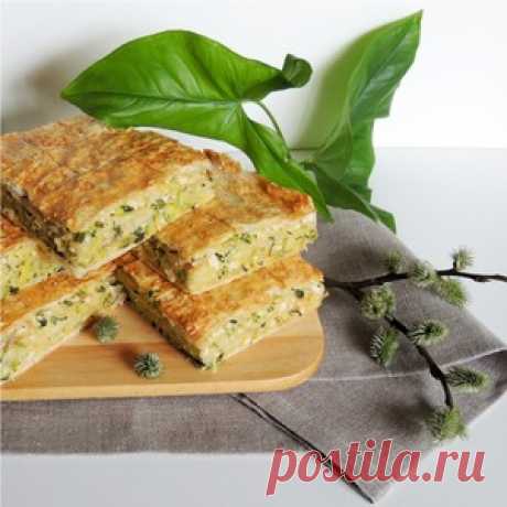 Пирог &quot;Нежный&quot; с молодыми кабачками - кулинарный рецепт