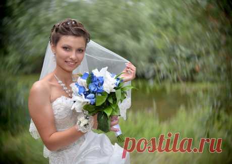 Невеста с букетом!
Фото - Фотографа Дмитриенко Сергея
г. Оренбург тел.: 8 (3532) 96 00 44