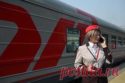 Почти 20 пассажирских поездов задержались в российском регионе из-за атаки беспилотников