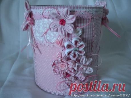 Украшаем то,что еще не успели выбросить- баночки,коробочки