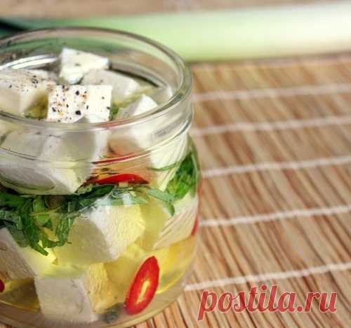 МАРИНОВАННЫЙ СЫР С ЛИМОННОЙ ЦЕДРОЙ