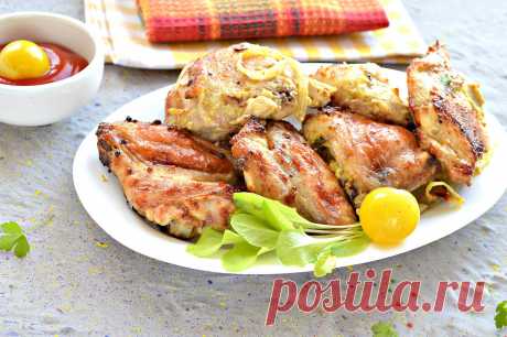 Шашлык из курицы с чесноком и луком в духовке