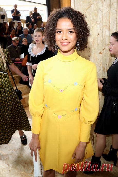 Алекса Чанг, Рита Ора, Каролин Даур и другие гости показа Miu Miu | VestiNewsRF.Ru