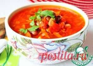 Мексиканский суп с фасолью 

Фасоль	— 250 г
Бульон	— 2,5 л
Томаты в собственном соку	— 500 мл
Перец болгарский	(Красный) — 1 шт
Лук репчатый	— 2 шт
Морковь	— 1 шт
Чеснок	— 4 зуб.
Перец чили	(По вкусу)
Соль	(По вкусу)
Зелень	(По вкусу)
Масло растительное	— 3 ст. л.