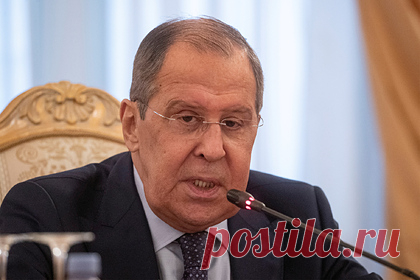 Россия выступила против присутствия американских войск в Центральной Азии. Россия не желает присутствия американских военных сил на территории государств Центральной Азии. По словам министра иностранных дел Сергея Лаврова, размещение военнослужащих, инфраструктуры и вооружений США на территории центральноазиатских государств сделает из этих стран мишень.