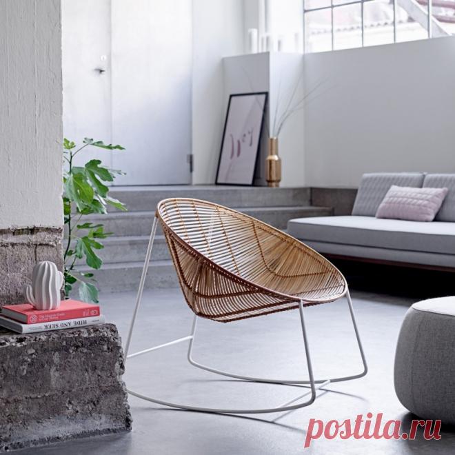 Какая мебель снова в моде 


ПЯТЬ ВИНТАЖНЫХ ПРЕДМЕТОВ МЕБЕЛИ, КОТОРЫЕ ВЕРНУЛИСЬ В МОДУ


Современная мебель удивляет необычным дизайном. Но все новое – хорошо забытое старое. То, что пользуется сегодня популярностью, когда-то …