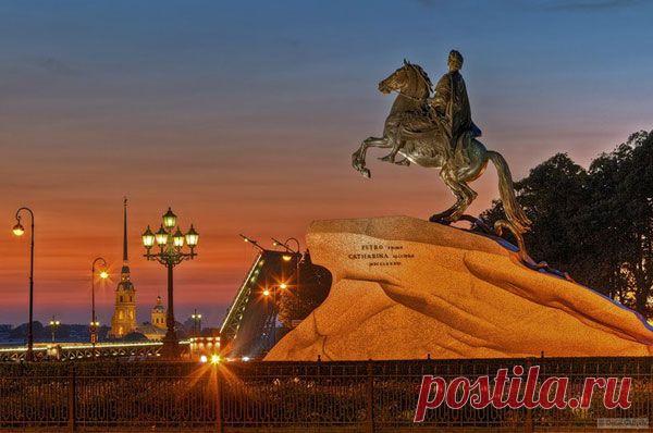 ĐÊM TRẮNG Ở THÀNH PHỐ SAINT- PETERSBURG - Du lịch Nga