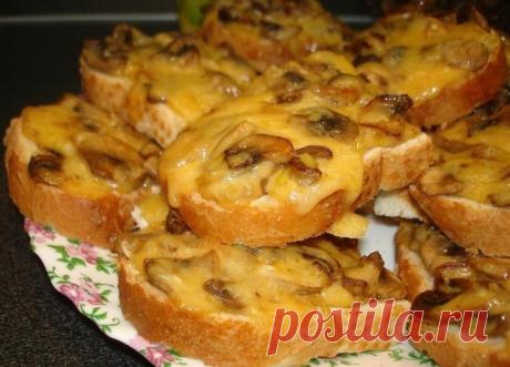 Горячие бутерброды с шампиньонами и сыром - простой рецепт - Простые рецепты Овкусе.ру
