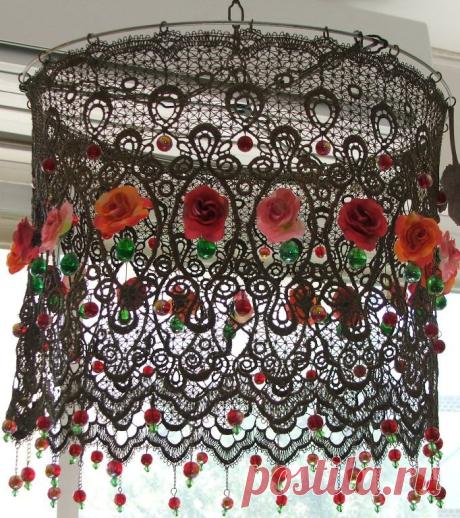 Красивые абажуры из цветов и кружева