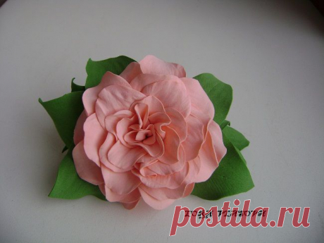 Украшение из фоамирана (брошь)