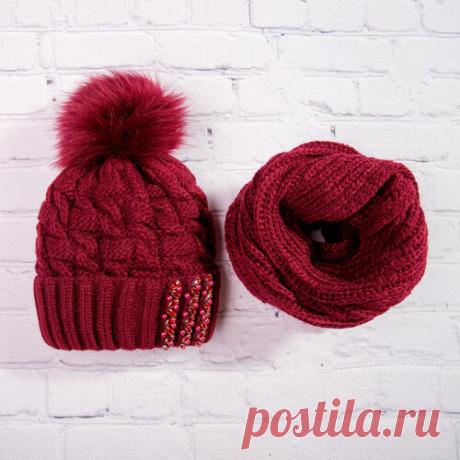 Красивый пуловер с жаккардовым узором