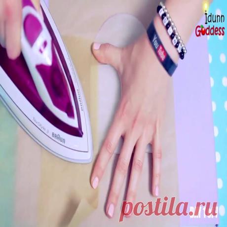 (4) Facebook