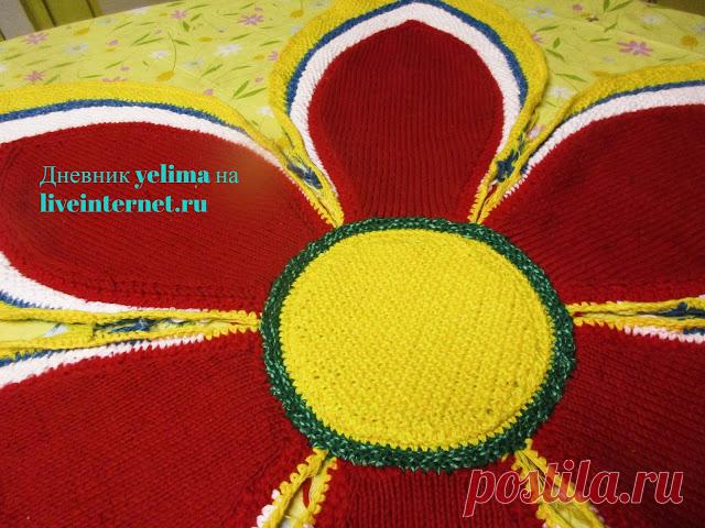 СОЕДИНЕНИЕ ЛЕПЕСТКОВ В ЦЕНТРЕ-СЕРЕДИНКОЙ.(МАСТЕР-КЛАСС, ЧАСТЬ-3) - запись пользователя yelima (Elena) в сообществе Вязание спицами в категории Вязание спицами аксессуаров Как такое сделать?    После лёгкой блокировки уже окончательно готовых 6-ти лепестков,-будем соединять их в цельный дизайн общей сердцевинкой.      У меня получилось 3 этапа: 1--Прежде всего надо сравнять основания всех лепестков- колечком.