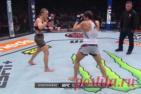 Шевченко нокатуировала очередную соперницу и защитила пояс чемпионки UFC. Киргизская девушка-боец смешанного стиля (MMA) Валентина Шевченко оказалась сильнее американки Лорен Мерфи на турнире Абсолютного бойцовского чемпионата (UFC). 33-летняя Шевченко одержала победу нокаутом: в четвертом раунде рефери остановил противостояние, посчитав, что Мерфи не может себя защитить от ударов чемпионки.