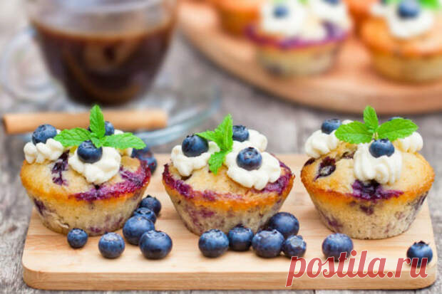 5 самых вкусных кексов, которые стоит приготовить хотя бы один разочек - НОВОСТИ В ФОТОГРАФИЯХ - 14 августа - 43324833989 - Медиаплатформа МирТесен Что может быть приятнее, чем начать утро с кофе и вкуснейшего кекса, который так аппетитно выглядит? Особенно если учесть, что есть множество потрясающих и простых рецептов этих маленьких радостей. Мы хотим сделать утро (а может, день или вечер) каждого из вас немного слаще. Для этого мы выбрали - 14 августа - 43324833989 - Медиаплатформа МирТесен