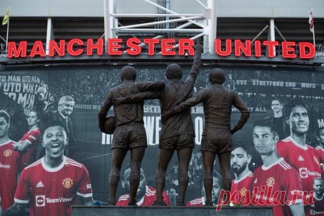 «Манчестер Юнайтед» объявил о сносе «Олд Траффорд» и строительстве новой арены. Английский футбольный клуб «Манчестер Юнайтед» подтвердил планы по сносу своего легендарного стадиона «Олд Траффорд» для возведения новой современной арены, рассчитанной на 100 тысяч зрителей.