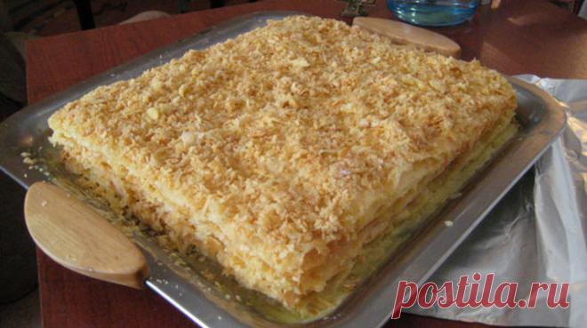 Домашний Наполеон. Лучшего рецепта не надо! Всегда пеку именно так! Наш любимый тортик! Обязательно попробуйте приготовить торт “Наполеон” домашний с заварным кремом.