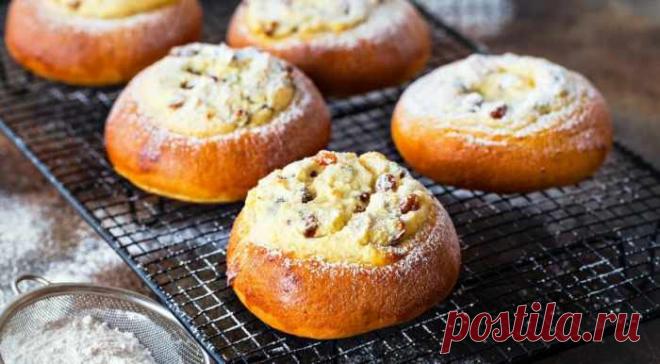 Ватрушки с лимонным творогом и изюмом — Домашний уют