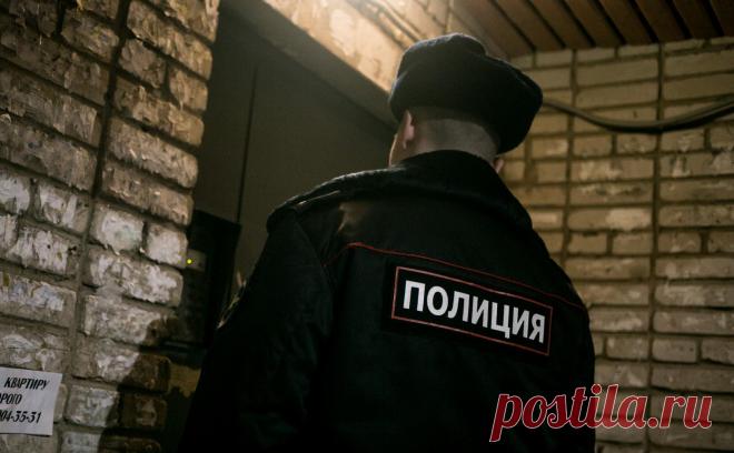 Полиции поручили «профилактическую работу» с осужденными за дискредитацию. Участковых обязали проводить беседы и контроль за образом жизни россиян, которых признали виновными по административным делам о дискредитации армии. По ней предусмотрен штраф от 50 тыс. до 100 тыс. руб