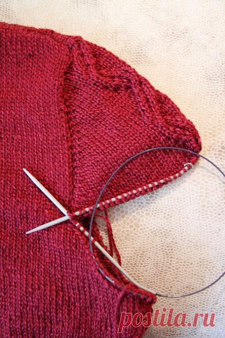 Связать рукав сверху. Мастер класс.