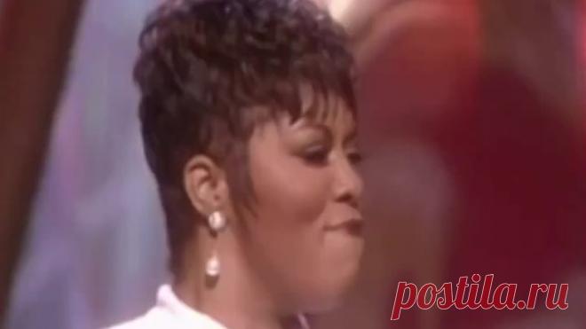 Show me love I'm sexy - Robin S Vs Rod Stewart - Paolo Monti mashup 2022