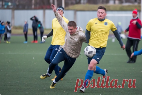 В Кировской области планируют создать профессиональный футбольный клуб к 2024 году
Правительство Кировской области заключило соглашение с Министерством спорта РФ и Российской футбольной ассоциацией о развитии данного вида спорта в регионе. В планы входит создание футбольного клуба к 2024 году, сообщает областная Федерация футбола. По словам министра спорта РФ Олега Матыцина, в области появятся...
Читай дальше на сайте. Жми подробнее ➡