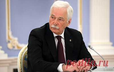 Грызлов назвал срыв Киевом мероприятия минского формата нарушением договоренностей. Полномочный представитель РФ в Контактной группе по урегулированию ситуации на востоке Украины заявил, что пассивность ОБСЕ в ситуации с захватом украинскими силовиками представителя Луганска вызывает недоумение