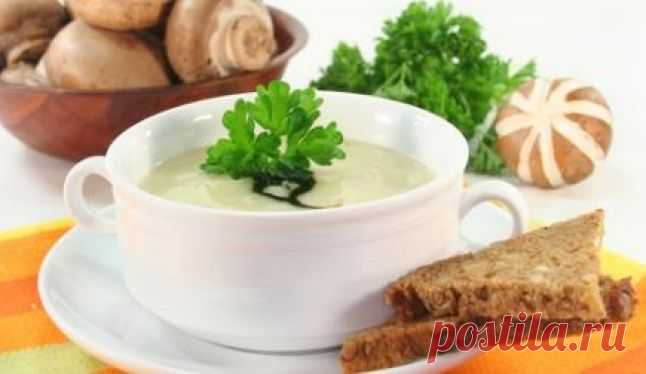Грибной суп с грецкими орехами.