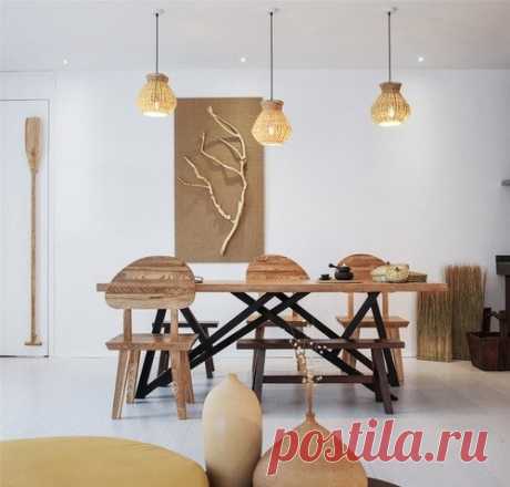 Приятный, теплый минимализм в интерьере, интересное световое решение. Необязательно быть дизайнером, чтобы создать такой уют. Главное: трепетное отношение к своему комфорту и внутренней красоте. Берем на заметку, дамы и господа! #необычныйдизайн #вседлядома #своимируками #интерьер #покажидрузьям