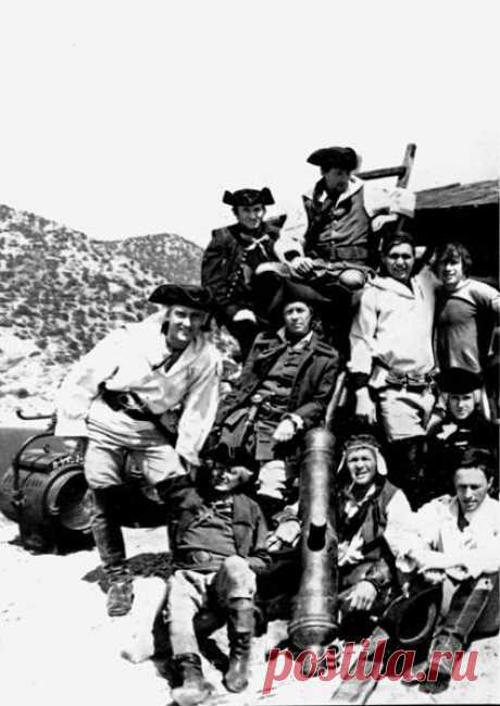 Остров сокровищ (1982)