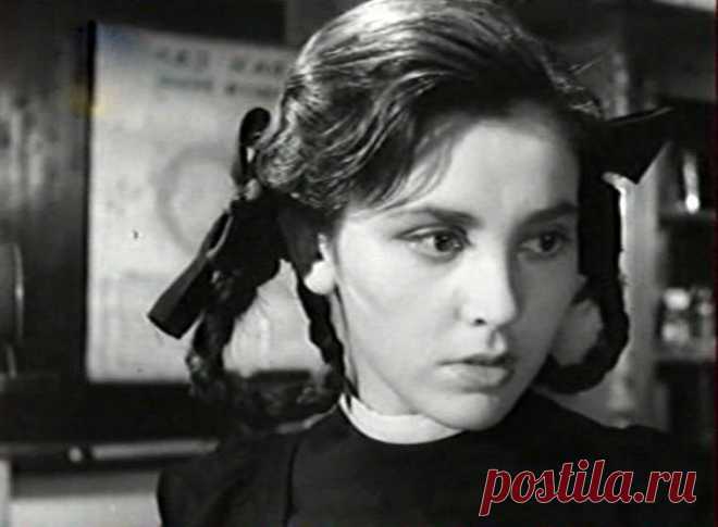 Инна Гулая, 9 мая, 1940
 • 28 мая 1990