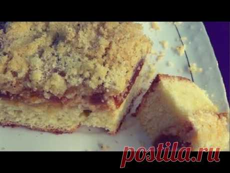 Вкусный нежный пирог к чаю с начинкой из творога и варенья