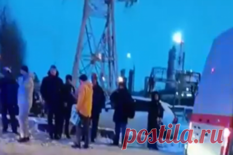 Евраев прокомментировал атаку дрона ВСУ на ярославский НПЗ. Губернатор Ярославской области сообщил, что пострадавших в результате инцидента нет.