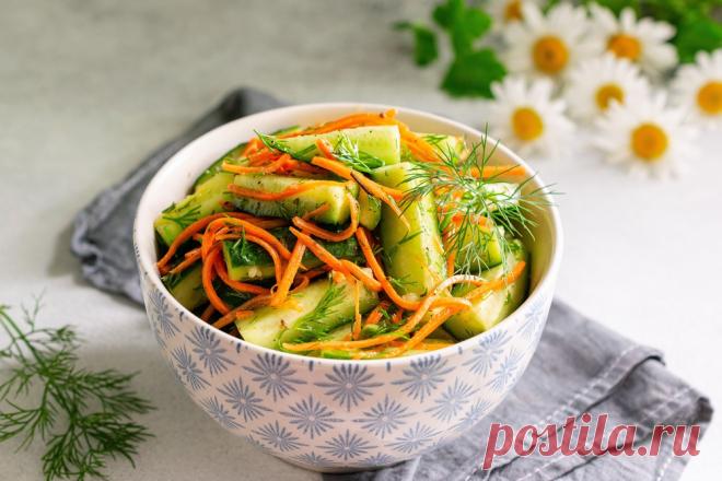 Малосольные огурцы по-корейски Огурчики получаются остренькие и очень ароматные