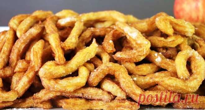 Десерт «Яблочные палочки»: угощение для сладкоежек Очень вкусное и простое угощение для всех тех, кто любит яблочные вкусы в десертах. Для приготовления вам потребуются такие ингредиенты: — яйца, 4 шт; — вода, 1 стакан;...