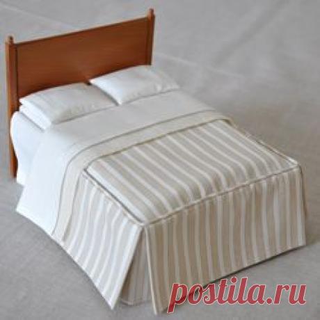 (15) Hand-made miniature bedding and bedding kits. | Doll House